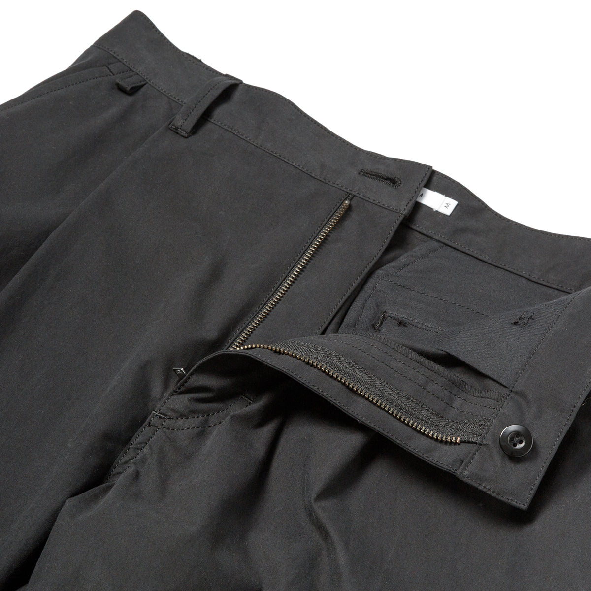 Sandinista Gentleman Tuck Pants サンディニスタ ジェントルマン タック パンツ 60426WA03-BT【メンズ タックパンツ 高密度 コンパクトヤーン 馬布 シルケット加工 26FW】