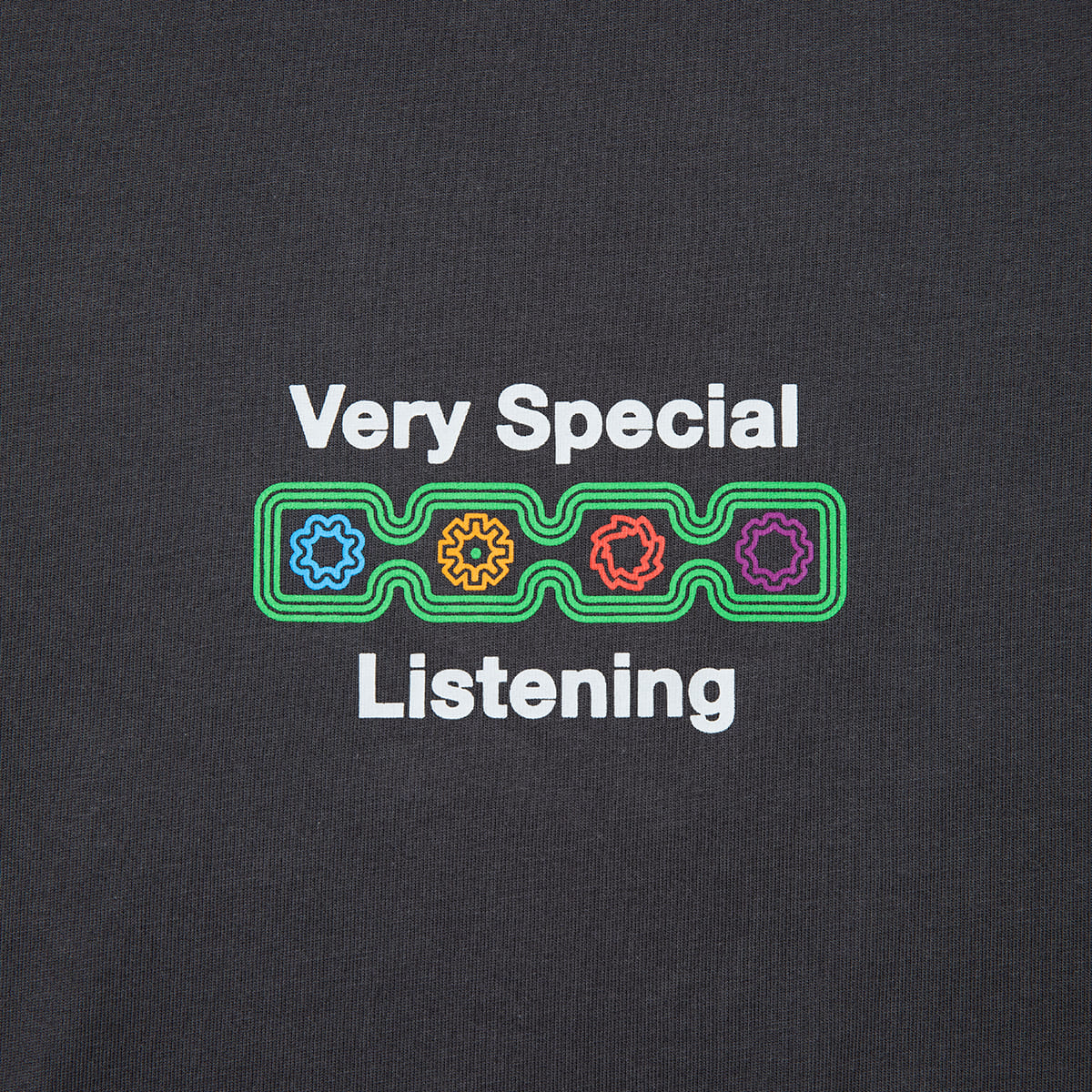 VERY SPECIAL Listening T-shirt ベリースペシャル リスニング Tシャツ VS26AW01000【メンズ 半袖Tシャツ グラフィックデザイン ストリート バックプリント 26FW】