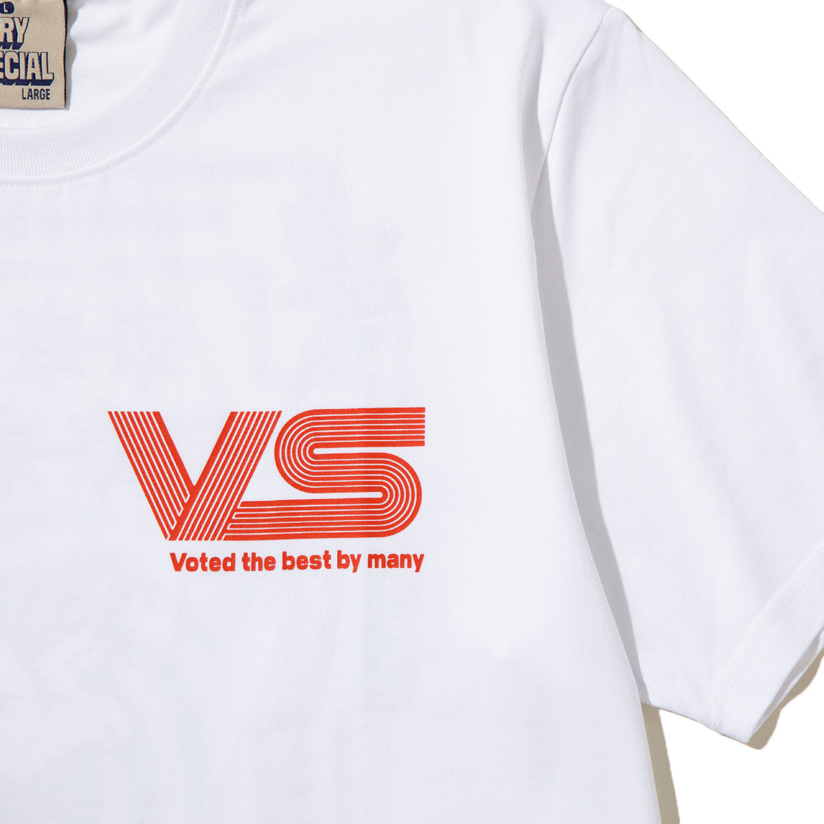 VERY SPECIAL Voted T-shirt ベリースペシャル ヴォーテッド Tシャツ VS26AW01400【メンズ 半袖Tシャツ グラフィックデザイン ストリートデイリーユース 26FW】