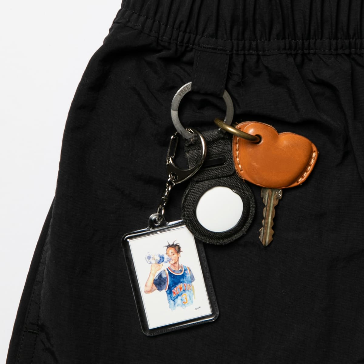 APPLEBUM “New York” Keyholder アップルバム ニューヨーク キーホルダー TY2621002【メンズ アクリルキーホルダー 水彩画 バスケットボール アクセサリー 26FW】