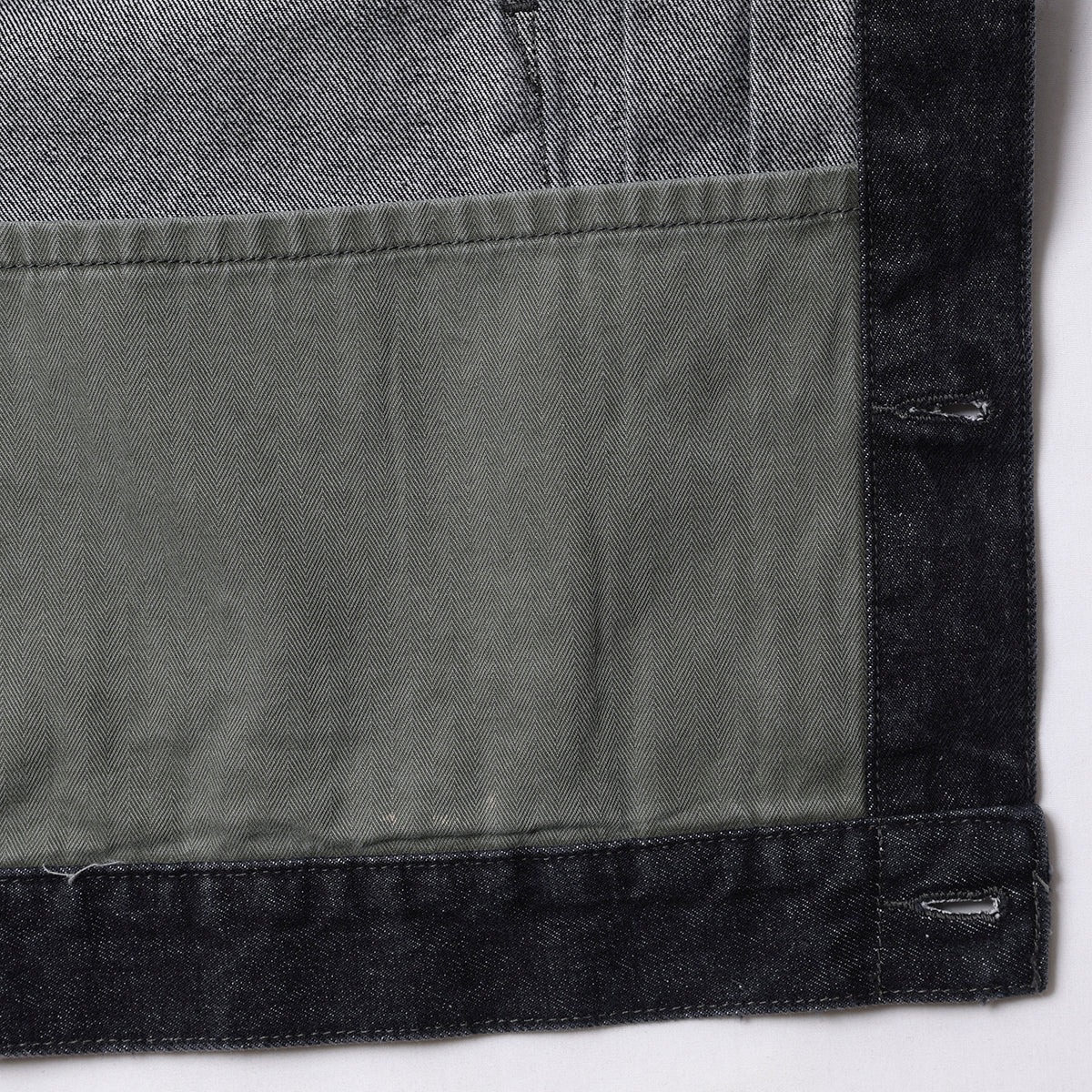 Liberaiders DAMAGED DENIM TRUCKER JACKET リベレイダース ダメージド デニム トラッカー ジャケット 730152603【メンズ デニムジャケット ヴィンテージ ダメージ加工 カジュアル 13.5oz 26FW】