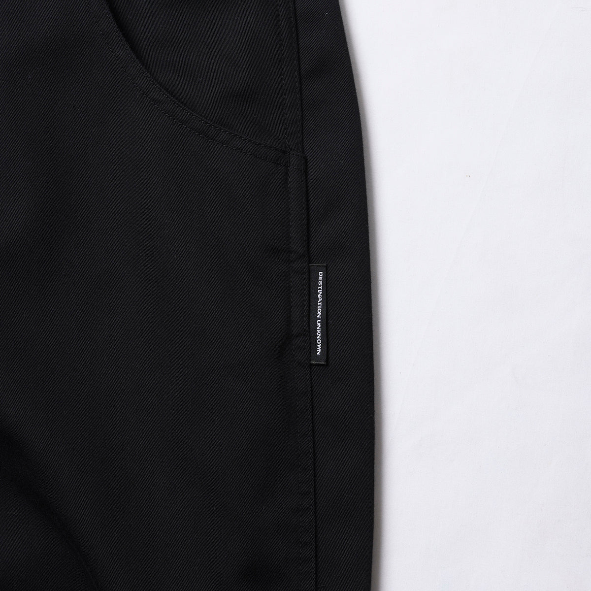 Liberaiders T/C SARROUEL CHINO PANTS リベレイダース T/C サルエル チノパンツ 737092603【メンズ サルエルパンツ ツイル素材 ワッペン カジュアル デイリーユース 26FW】
