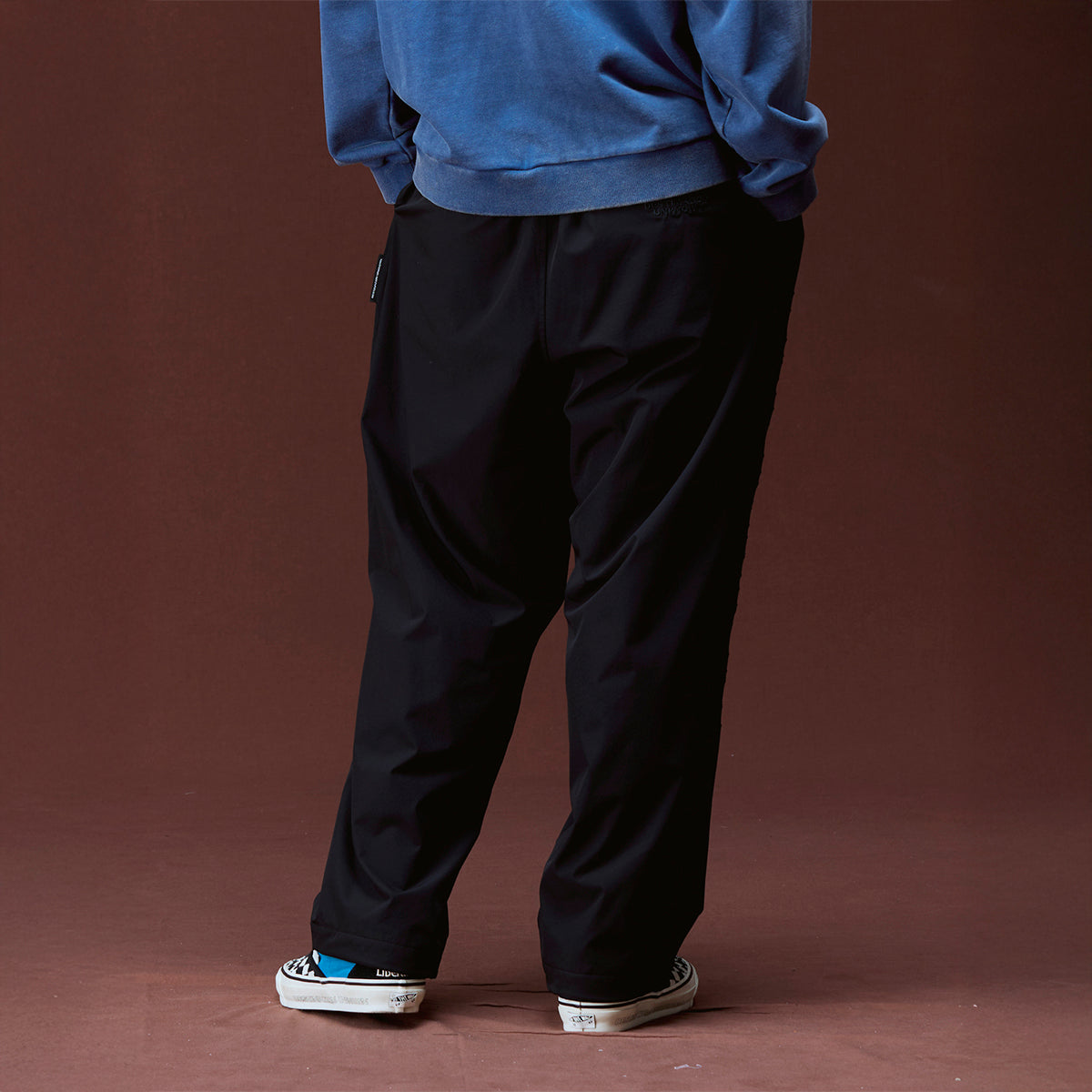 Liberaiders T/C SARROUEL CHINO PANTS リベレイダース T/C サルエル チノパンツ 737092603【メンズ サルエルパンツ ツイル素材 ワッペン カジュアル デイリーユース 26FW】
