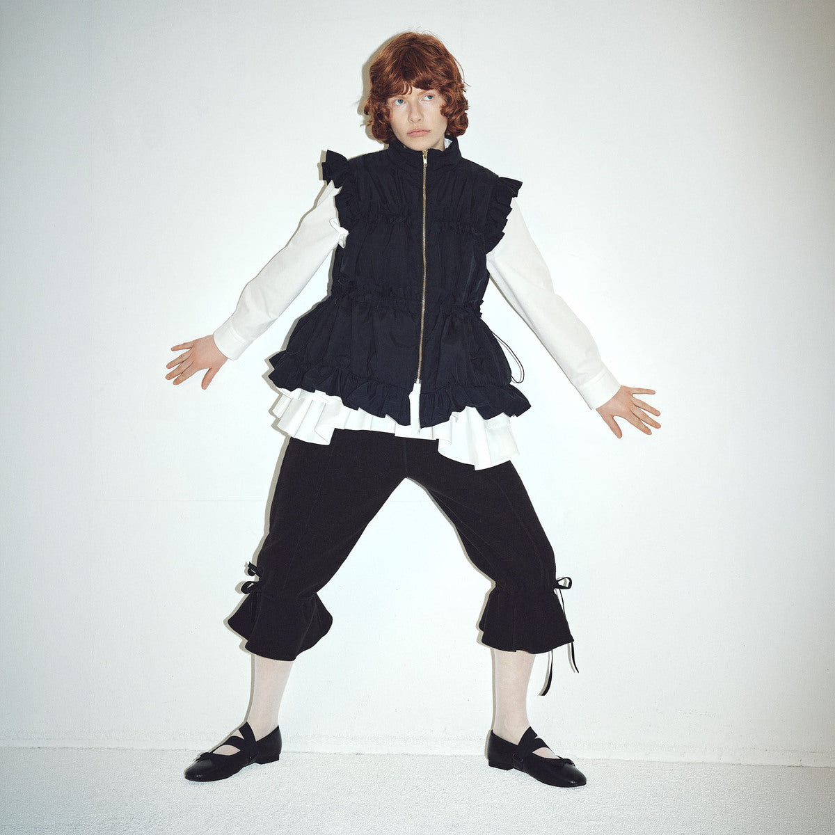 naokitomizuka Reebok Quilted Vest ナオキトミヅカ リーボック キルテッドベスト GRNTJ015【レディース ジップベスト キルト フリル コード付き ロゴ刺繍 26FW】