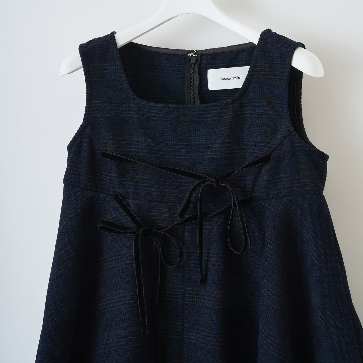 naokitomizuka Sleeveless Ruffle Dress ナオキトミヅカ スリーブレスラッフルドレス GRNTO023【レディース ショート丈ドレス ミニワンピース ベルベットリボン 26FW】
