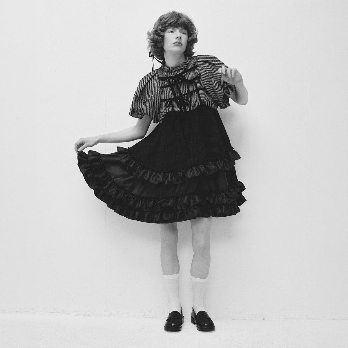 naokitomizuka Sleeveless Ruffle Dress ナオキトミヅカ スリーブレスラッフルドレス GRNTO023【レディース ショート丈ドレス ミニワンピース ベルベットリボン 26FW】