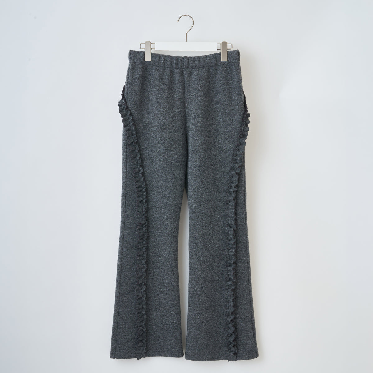 naokitomizuka Bonded Knit Frill Pants ナオキトミヅカ ボンディッドニットフリルパンツ GRNTP014【レディース ニットパンツ フレアパンツ フリル 26FW】