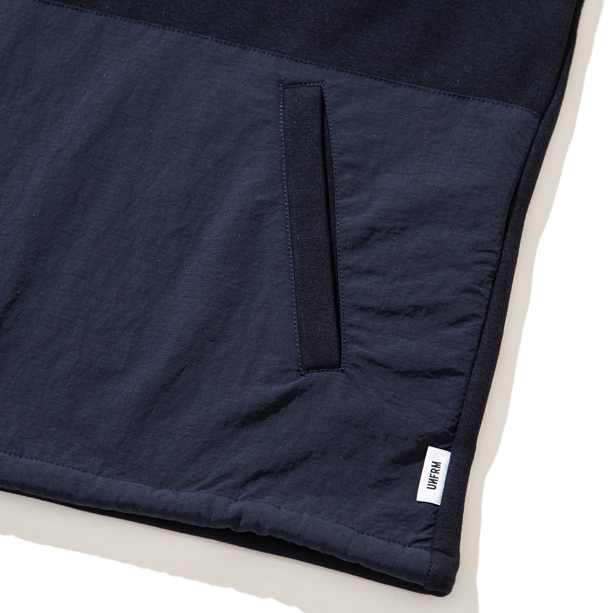 REVERSE FLEECE EMBROIDERY MOCK NECK PULLOVER