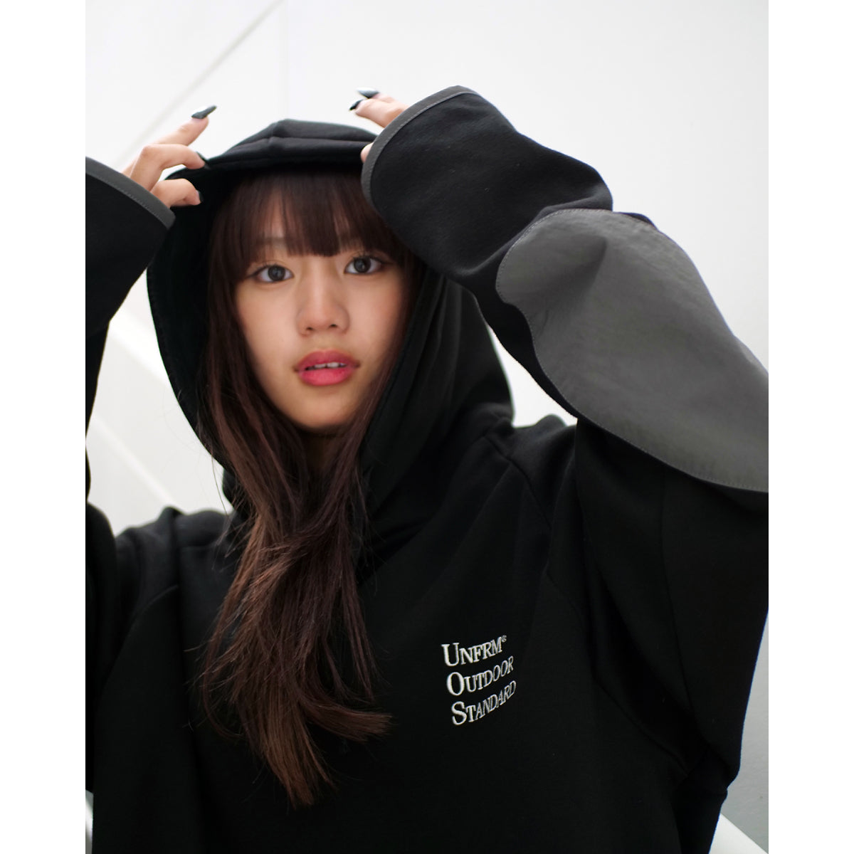 UNFRM x Kinetics REVERSE FLEECE EMBROIDERY PULLOVER PARKER