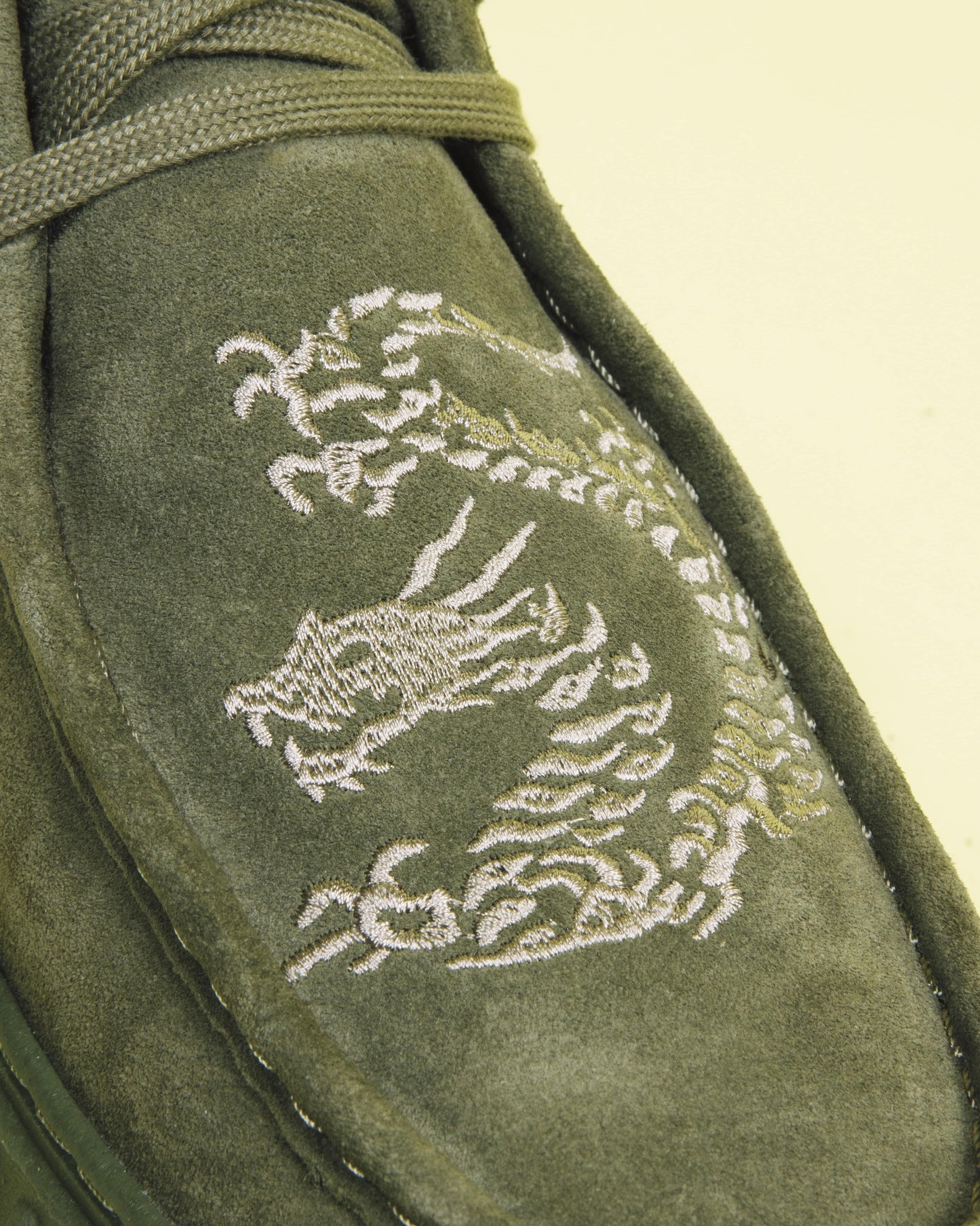 PLEASURES x Clarks TORHILL DRGN LO