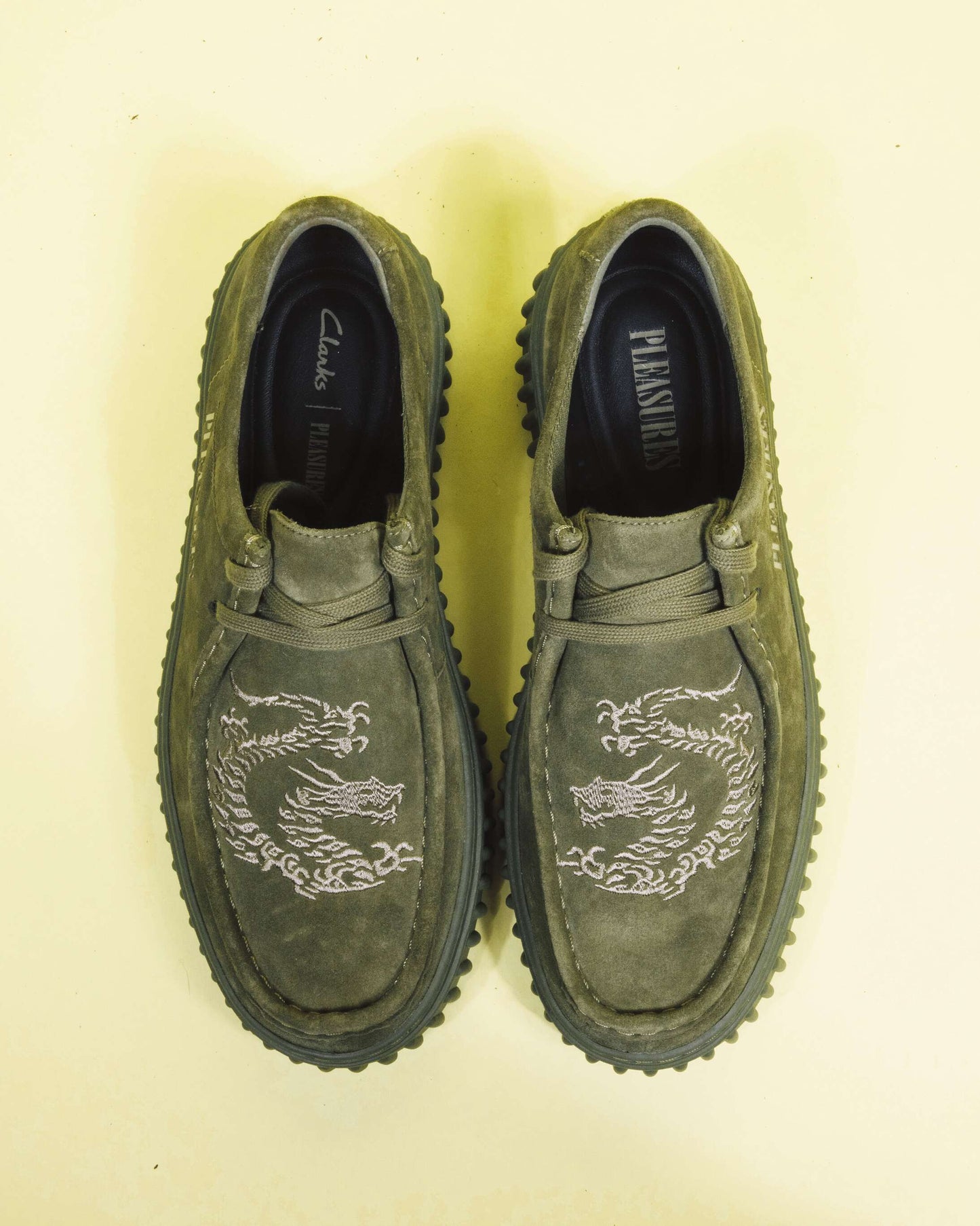 PLEASURES x Clarks TORHILL DRGN LO