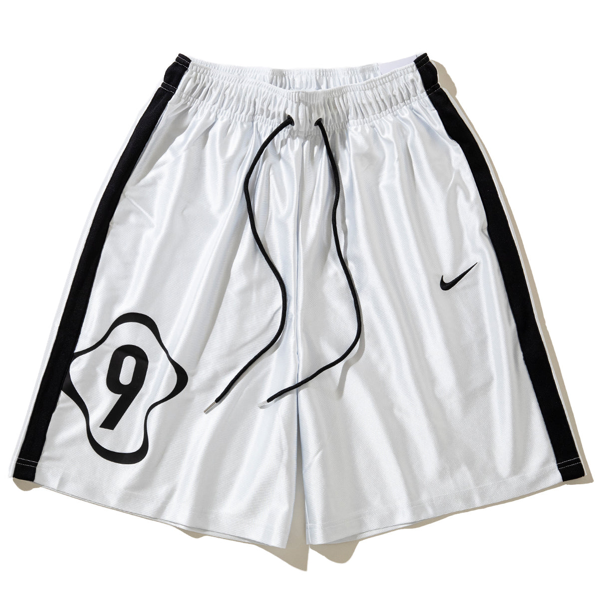 Women's NSW Mid-Rise Oversized Mesh Shorts