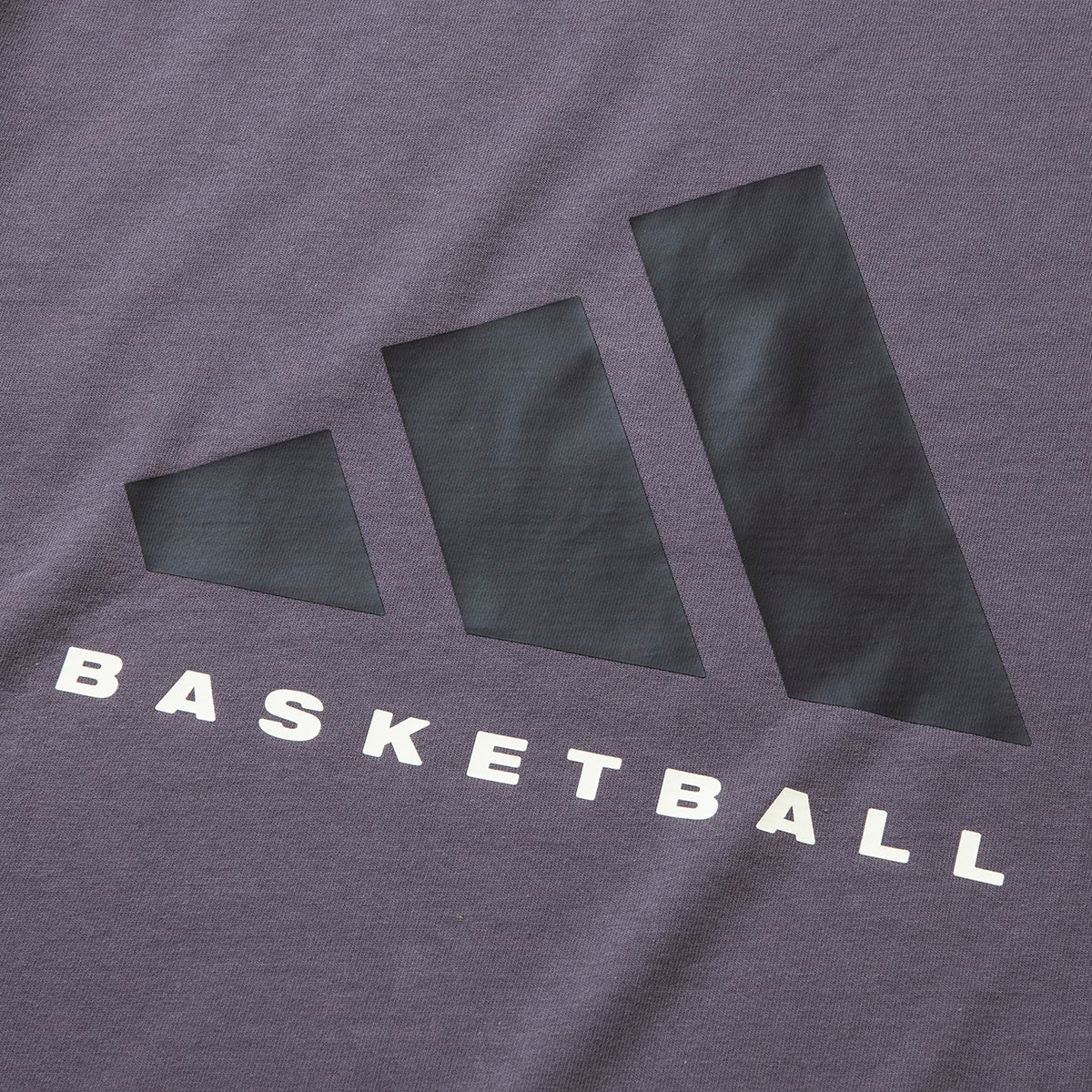 BASKETBALL TEE