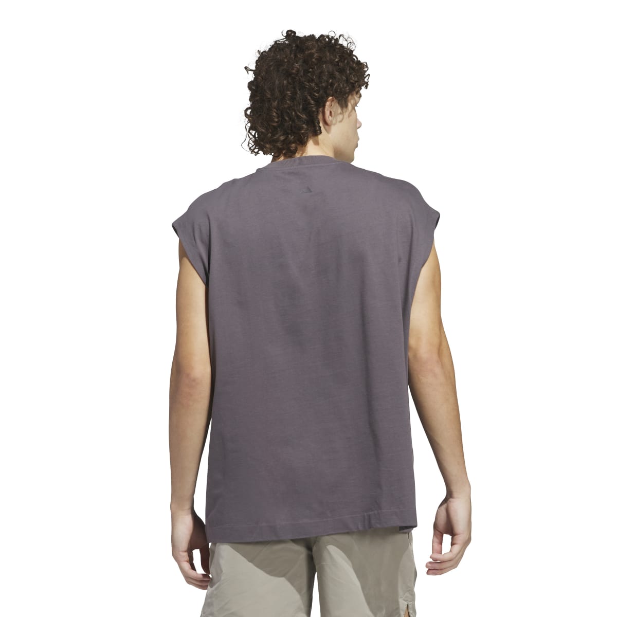 BASKETBALL SLEEVELESS TEE