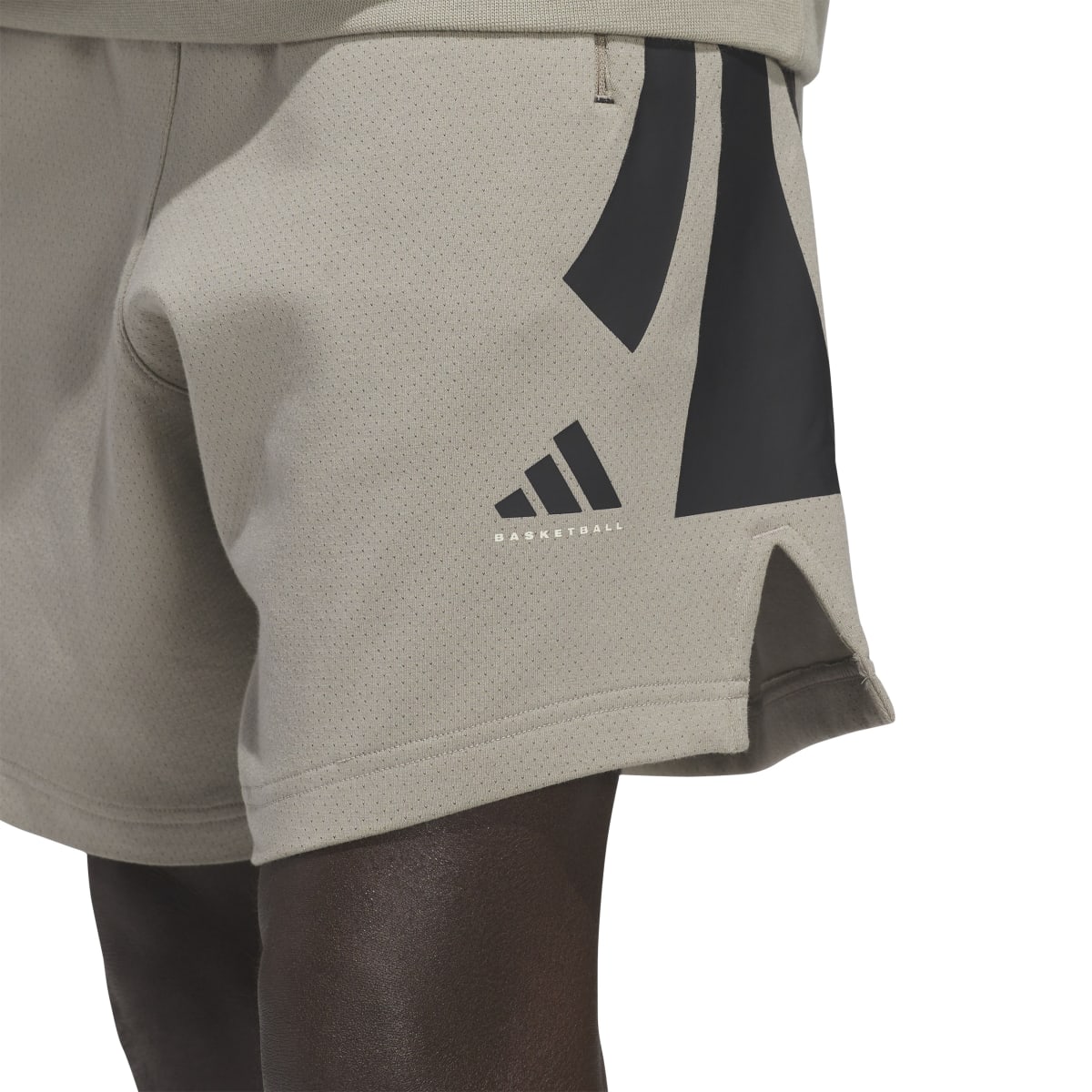 BASKETBALL SPACER SHORT