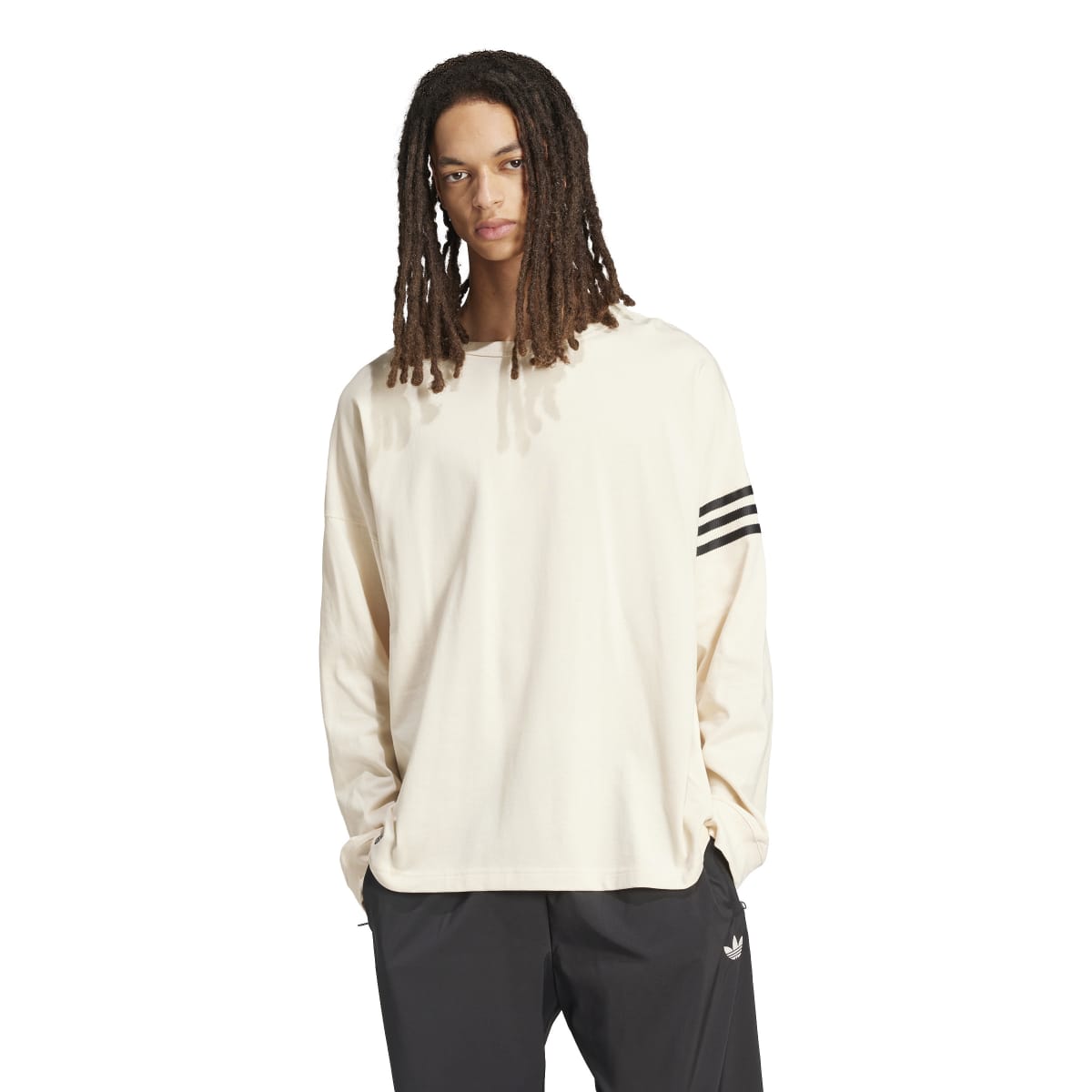 NEUCLASSICS LONG SLEEVE TEE