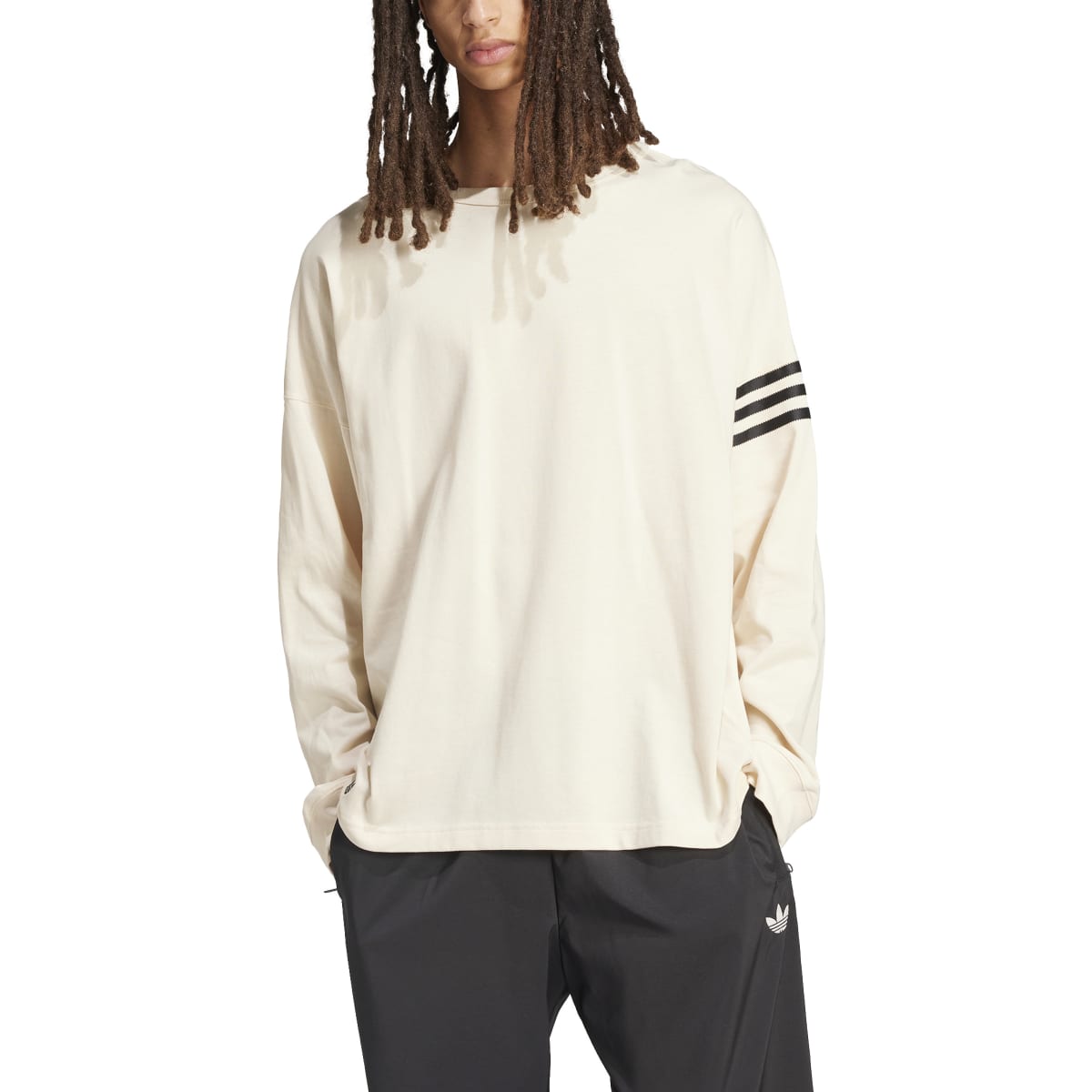 NEUCLASSICS LONG SLEEVE TEE