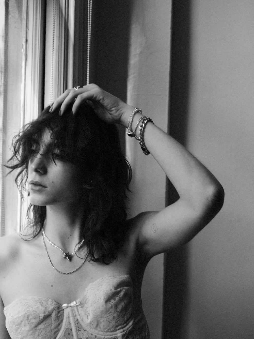 Magnets Star Necklace /Pearl