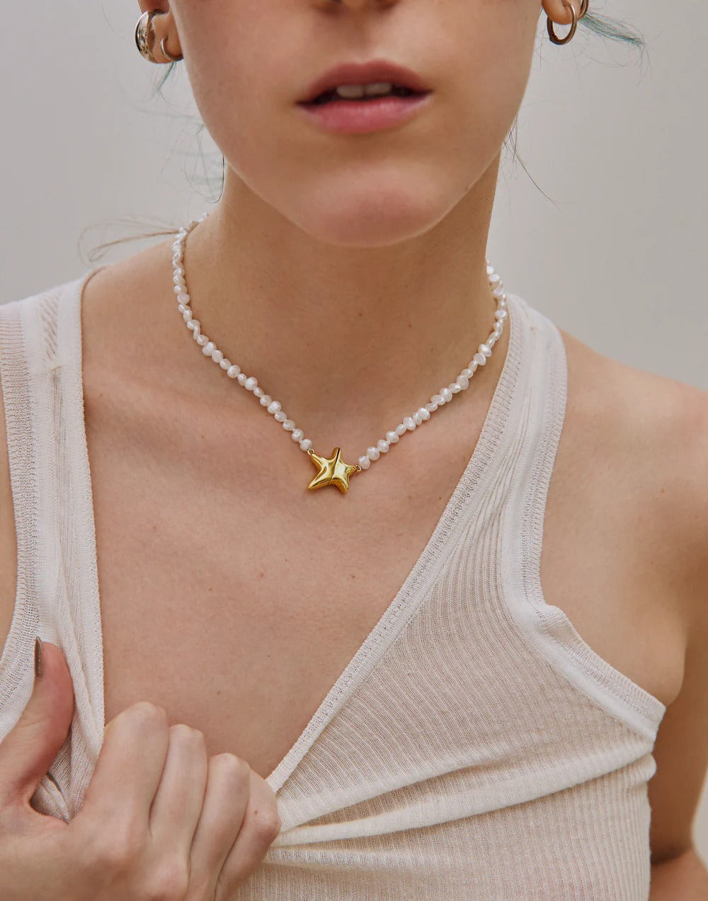 Magnets Star Necklace /Pearl