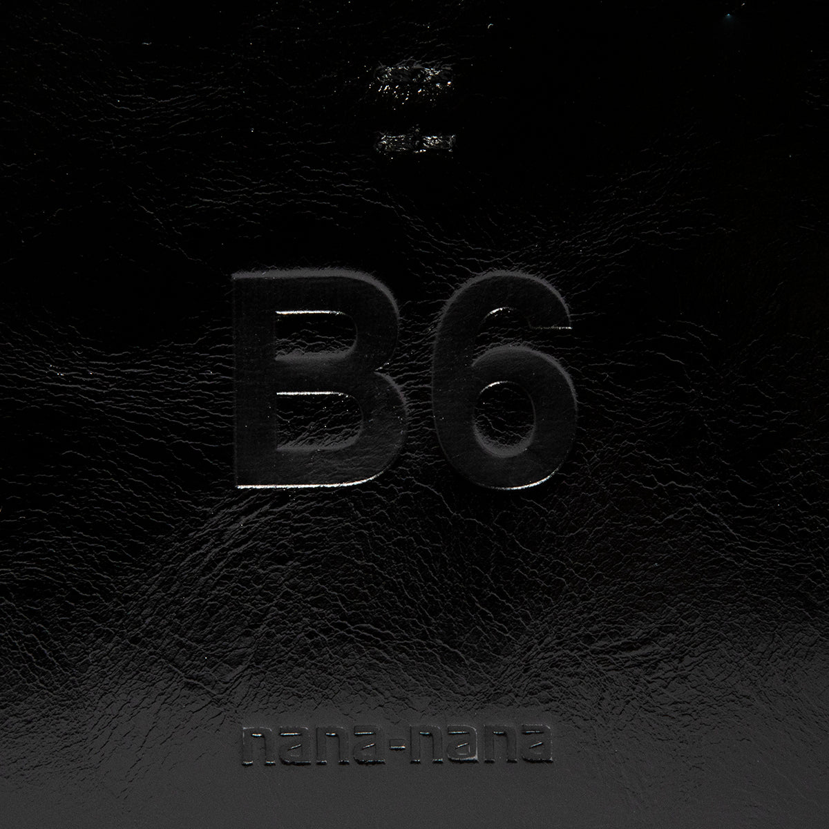 Peephole B6