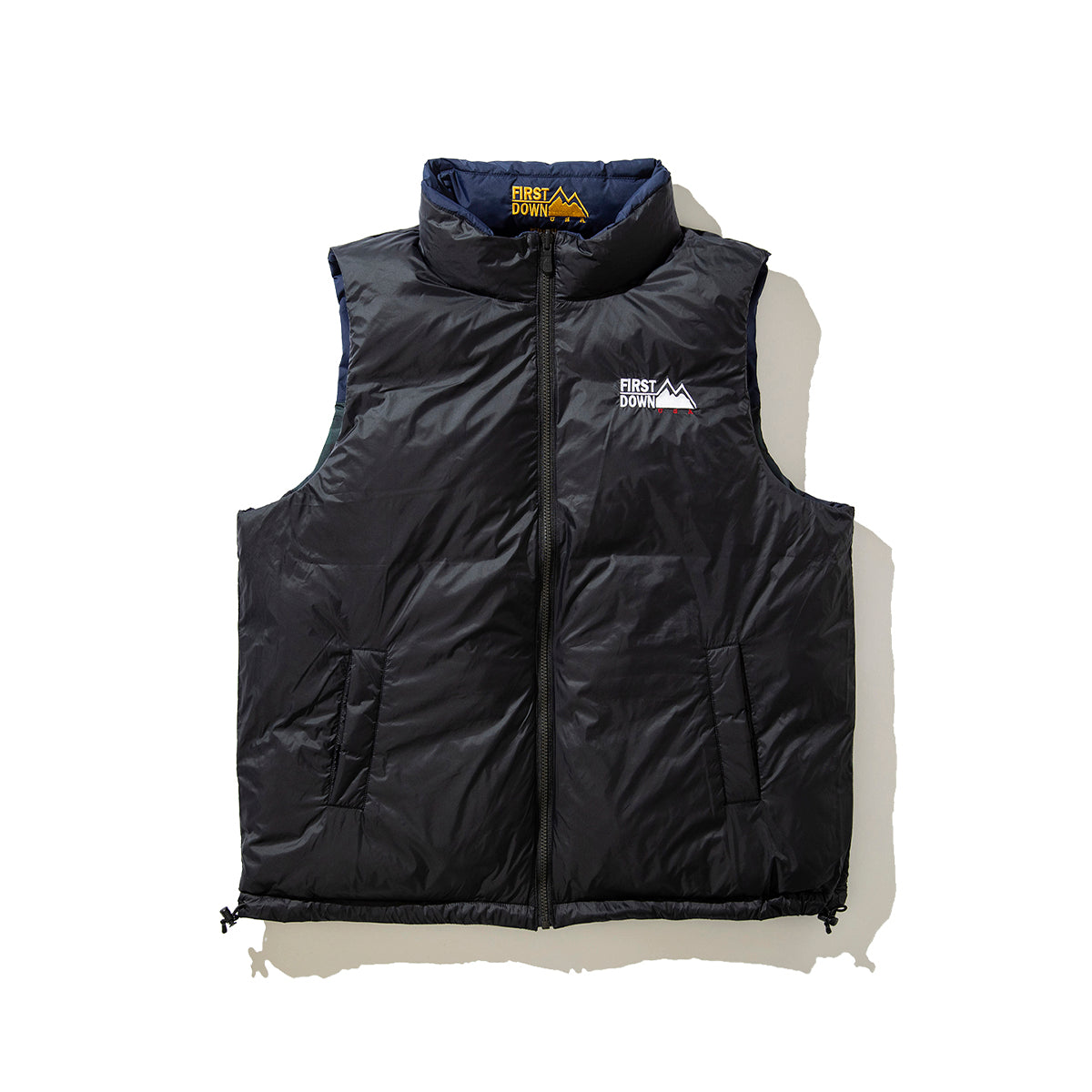 Kinetics × FIRST DOWN BUBBLE DOWN VEST MICROFT(R) 【11月上旬発送予定】