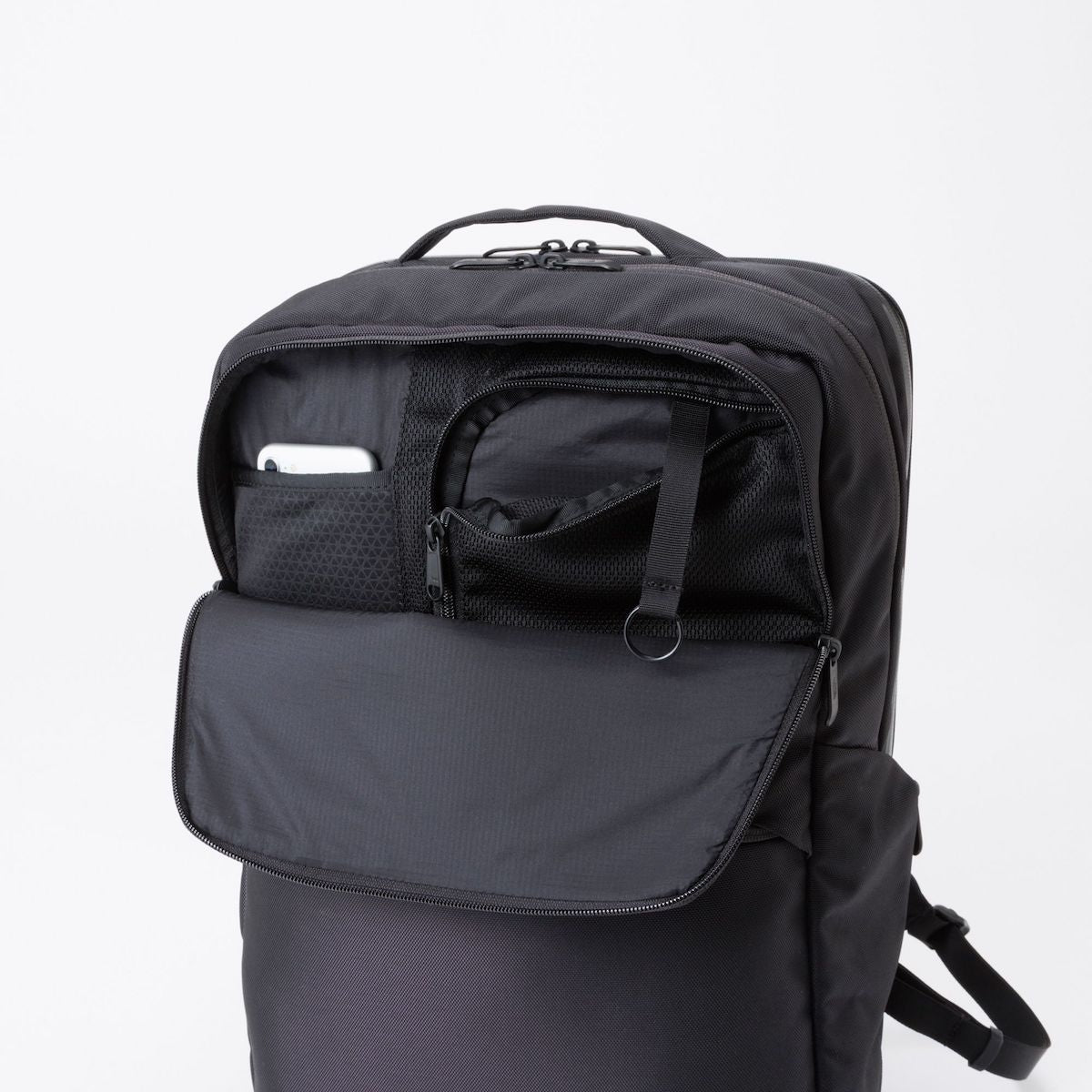 SHUTTLE DAYPACK
