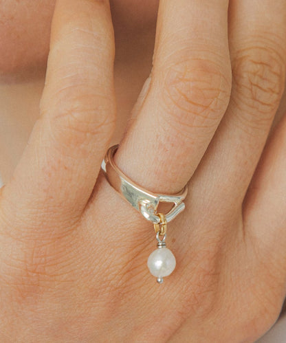Pearl hook ring