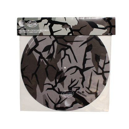 CITY TREE CAMO SLIP MAT