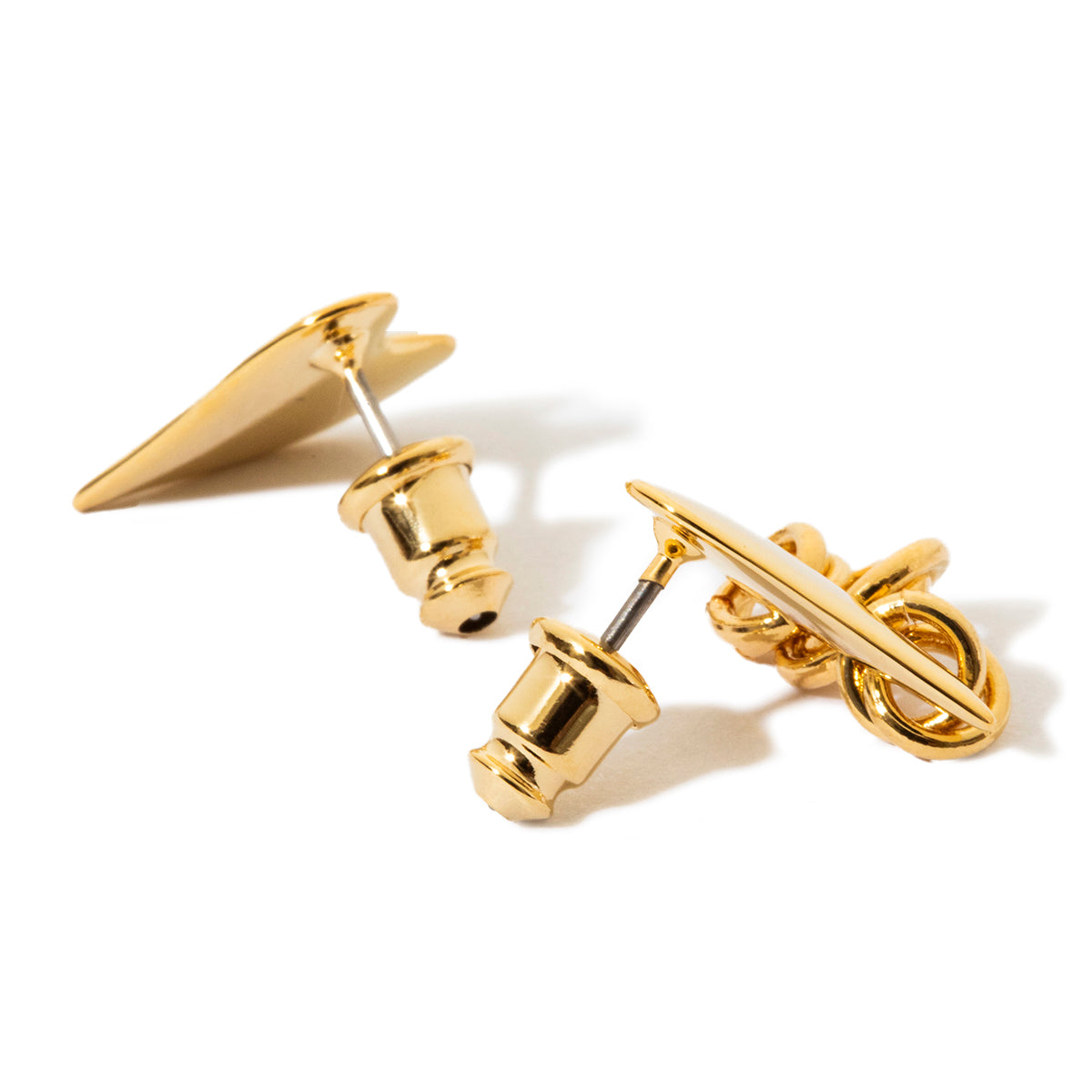 Coil heart pierced earrings