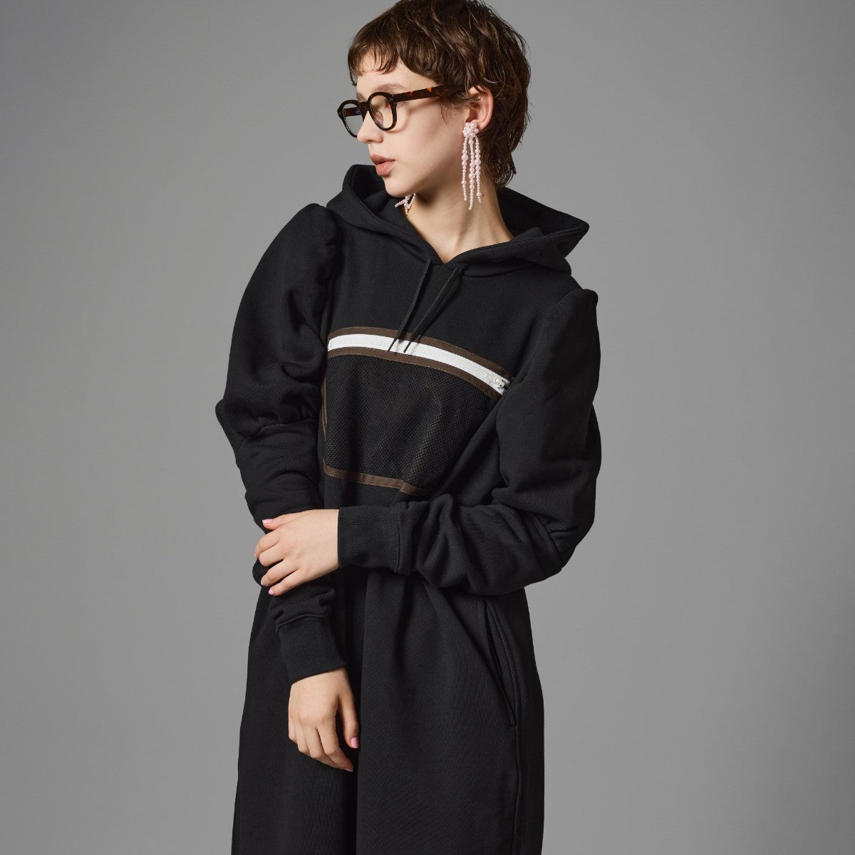 MESH POCKET PUFFSLEEVE ONE-PIECE