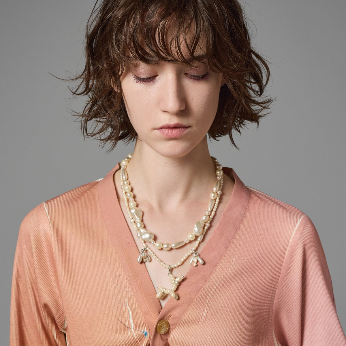 PEARL MOTIF LAYERED NECKLACE