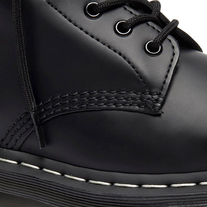Dr. MARTENS 1460 White Stitch 8 Eye Boots ドクターマーチン 1460 ホワイトステッチ 8 ホール ブーツ 24758001【メンズ エイトホールブーツ レザーブーツ 定番モデル ミッドカットブーツ 26FW】