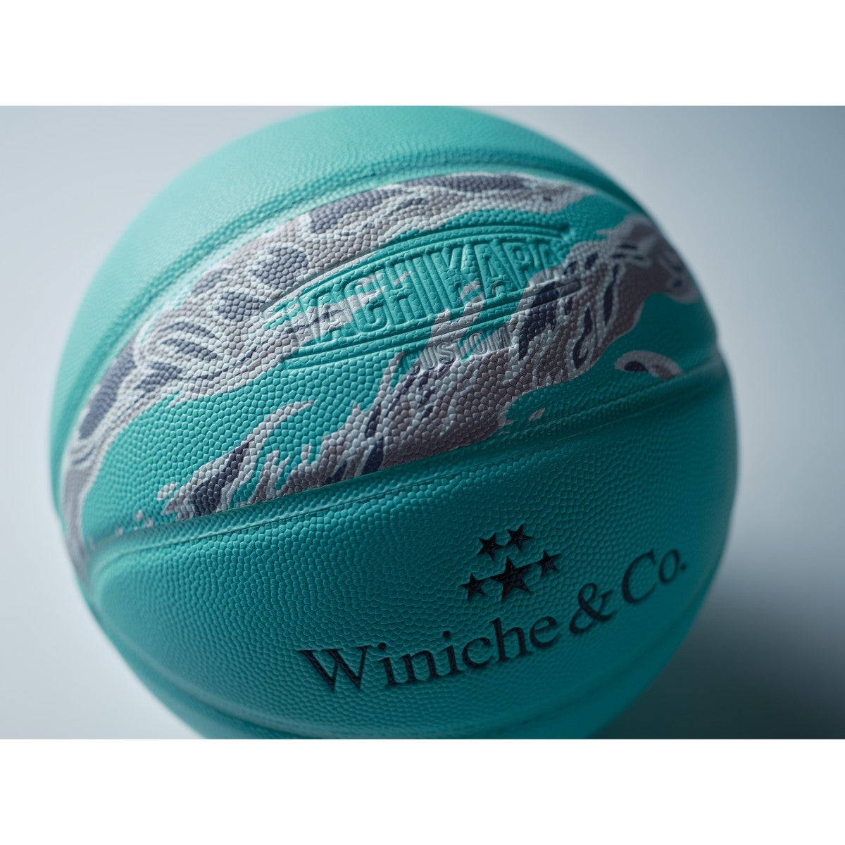 Winiche&Co. × TACHIKARA CUSTOM BASKETBALL -THE WINDOW-