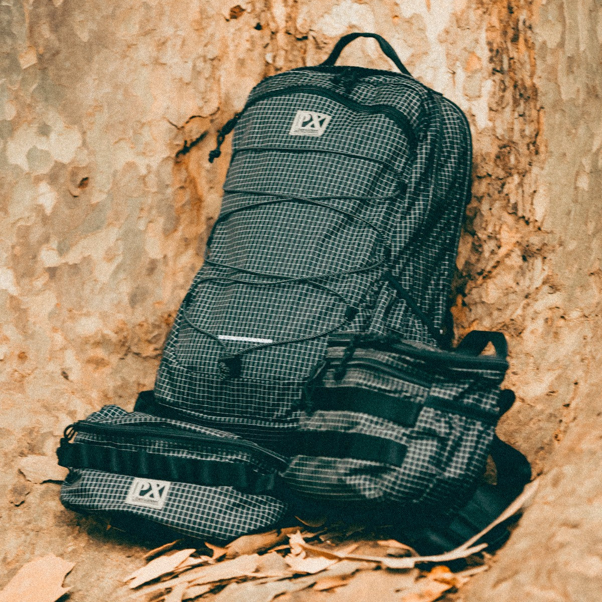 GRID NYLON TRAVERSE BACKPACK