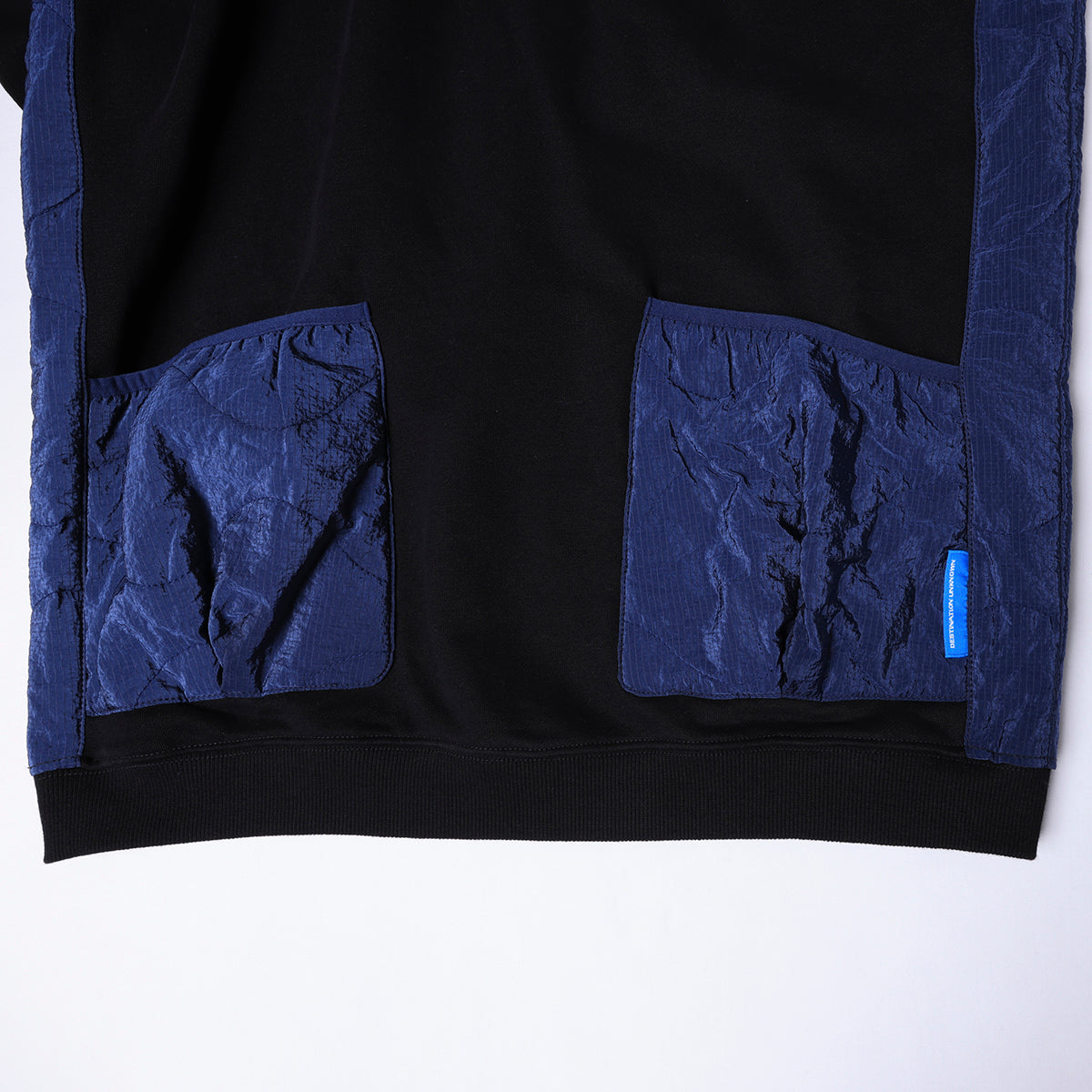 QUILTED POCKET HOODIE