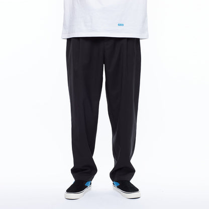 ONE TUCK TAPERED SLACKS