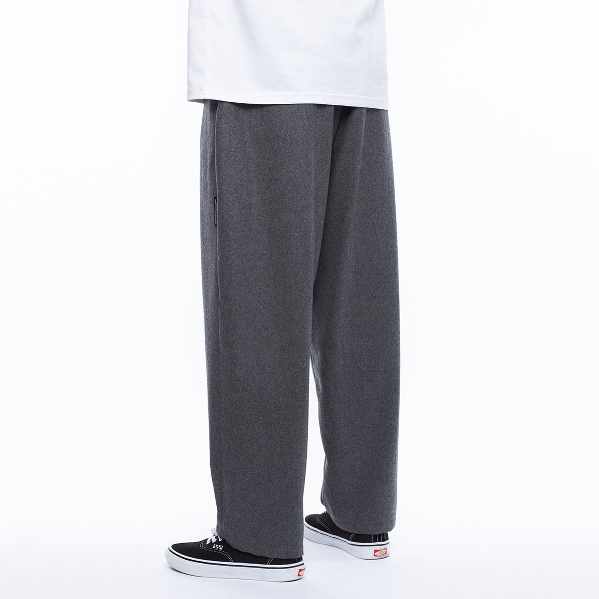 ONE TUCK WIDE WOOL PANTS