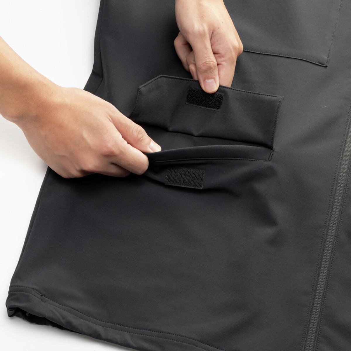 MIZUNO LOOSE-FIT STRETCH JACKET ミズノ ルーズフィットストレッチジャケット 32MC5US3【メンズ ルーズフィットジャケット スポーツジャケット ストレッチ素材 可動域向上 多機能ポケット 26SS】