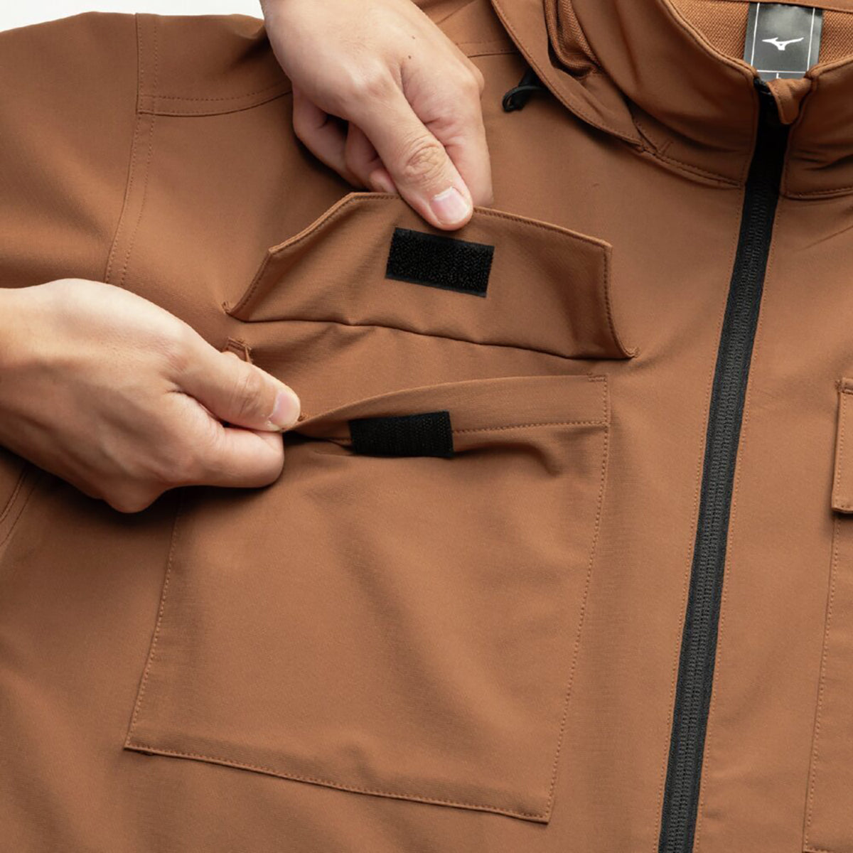 MIZUNO LOOSE-FIT STRETCH JACKET ミズノ ルーズフィットストレッチジャケット 32MC5US3【メンズ ルーズフィットジャケット スポーツジャケット ストレッチ素材 可動域向上 多機能ポケット 26SS】