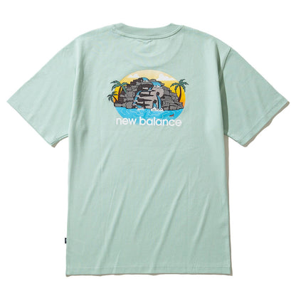 New Balance QTM RESORT T-SHIRT ニューバランス QTM リゾート Tシャツ MT51661【メンズ 半袖Tシャツ ロゴ グラフィック リラックスフィット 25SS】