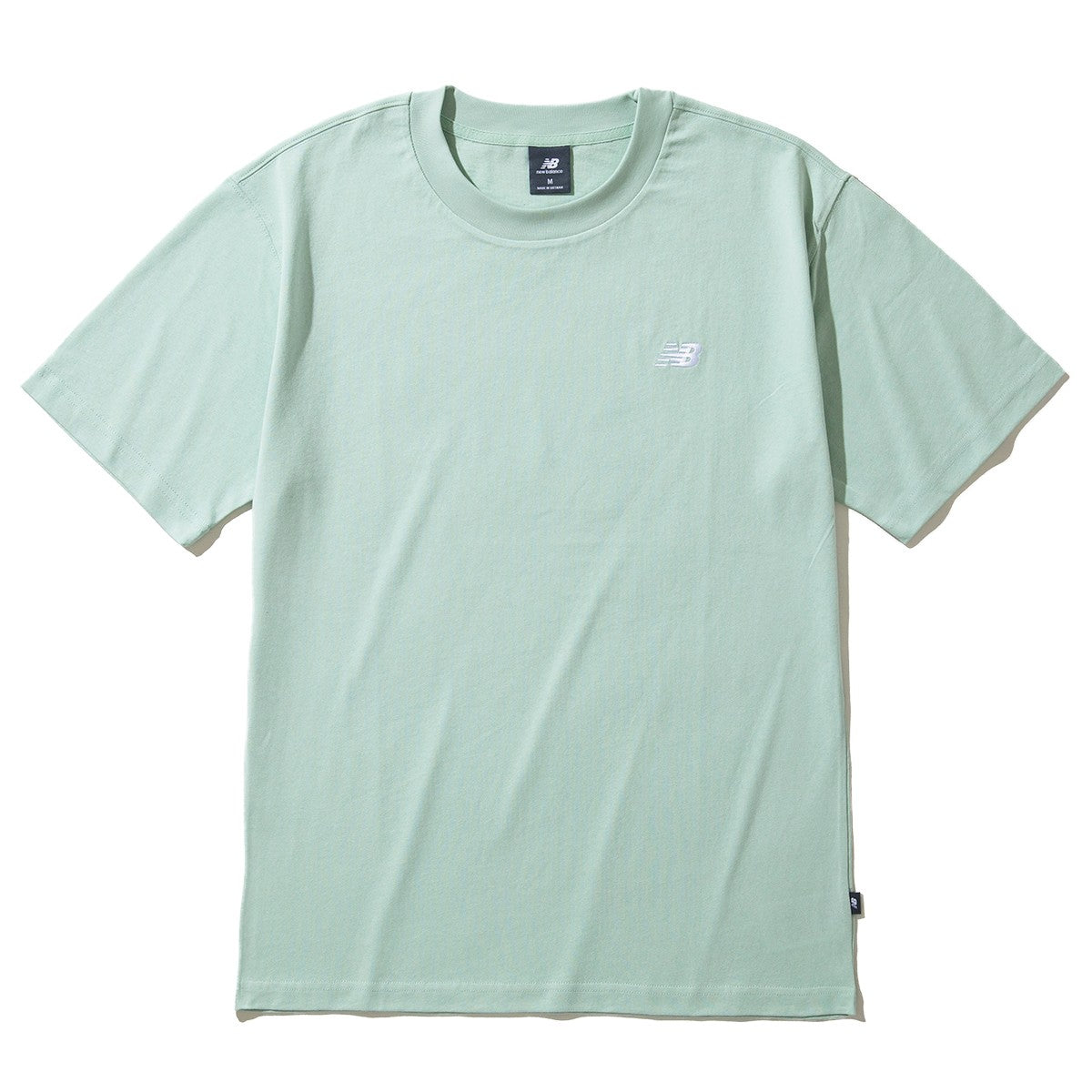 New Balance QTM RESORT T-SHIRT ニューバランス QTM リゾート Tシャツ MT51661【メンズ 半袖Tシャツ ロゴ グラフィック リラックスフィット 25SS】