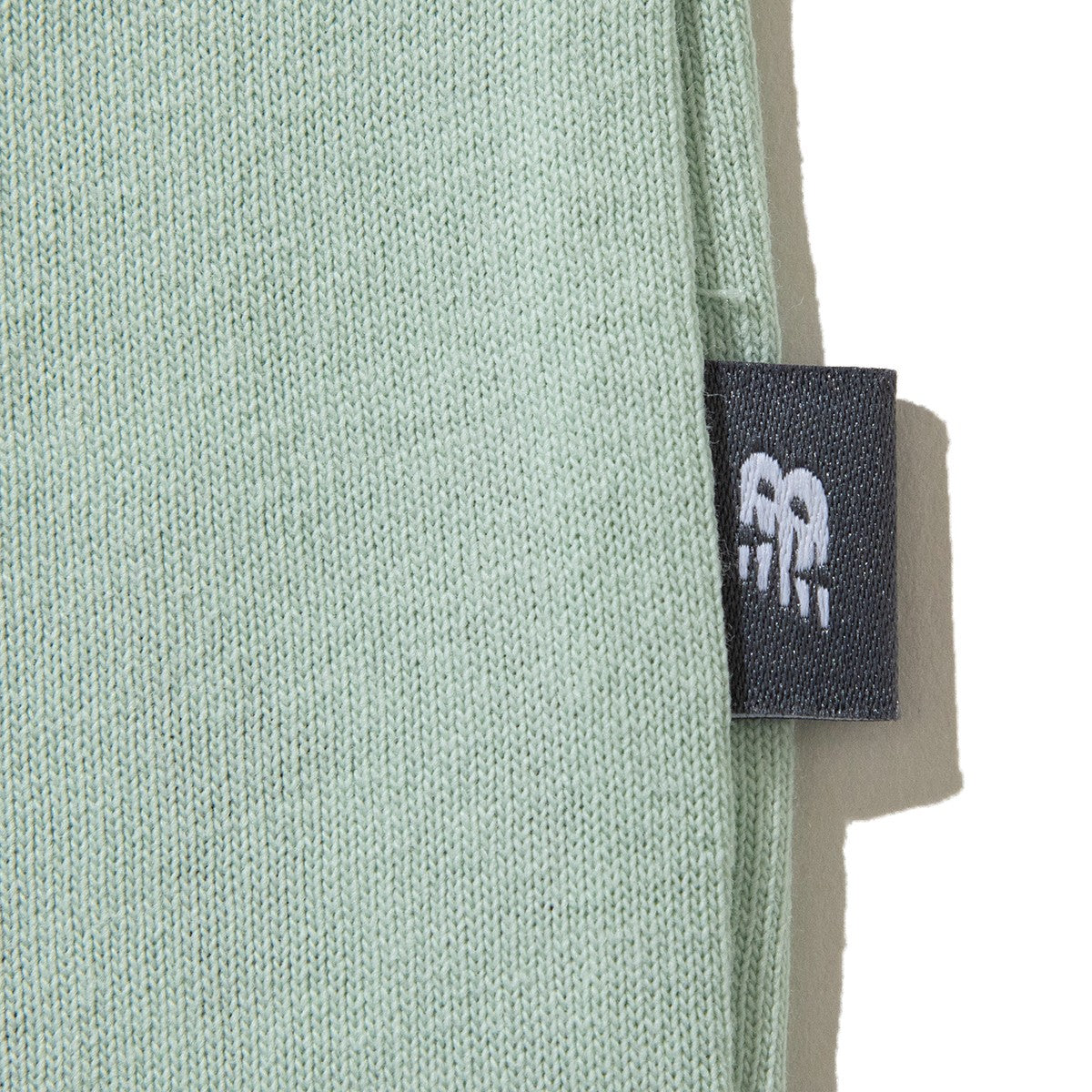 New Balance QTM RESORT T-SHIRT ニューバランス QTM リゾート Tシャツ MT51661【メンズ 半袖Tシャツ ロゴ グラフィック リラックスフィット 25SS】