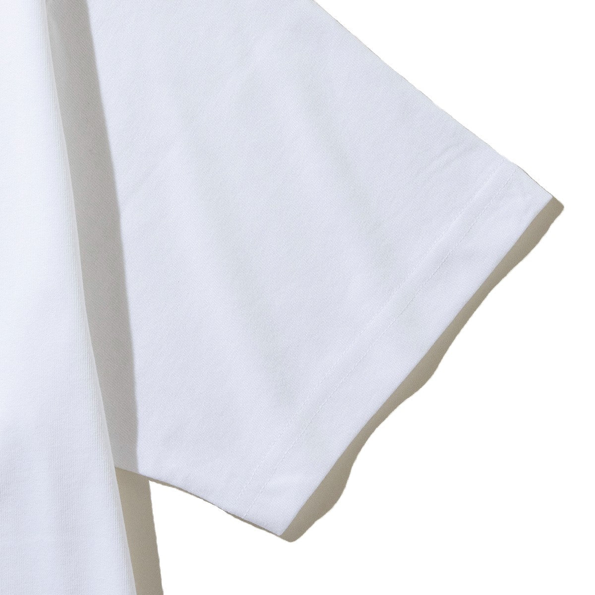 New Balance QTM RESORT T-SHIRT ニューバランス QTM リゾート Tシャツ MT51661【メンズ 半袖Tシャツ ロゴ グラフィック リラックスフィット 25SS】