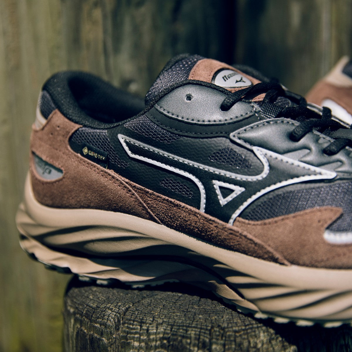 MIZUNO WAVE RIDER β GTX ミズノ ウエーブライダー ベータ ゴアテックス D1GA245205【メンズ ゴアテックス スニーカー 防水 透湿性 ランニングシューズ 25FW】