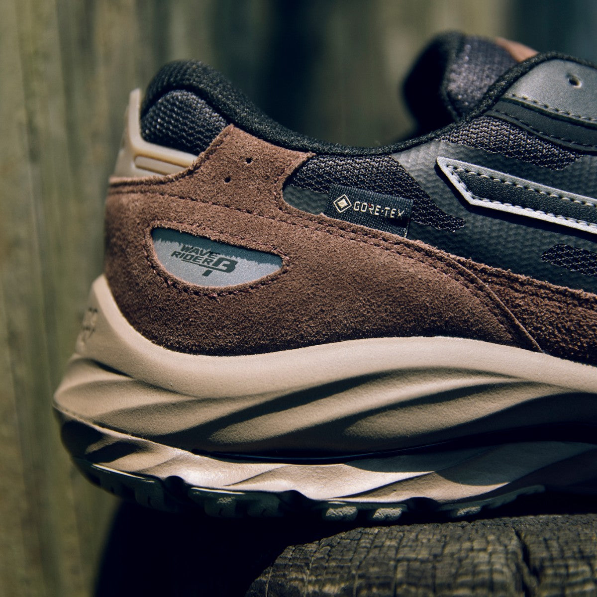 MIZUNO WAVE RIDER β GTX ミズノ ウエーブライダー ベータ ゴアテックス D1GA245205【メンズ ゴアテックス スニーカー 防水 透湿性 ランニングシューズ 25FW】