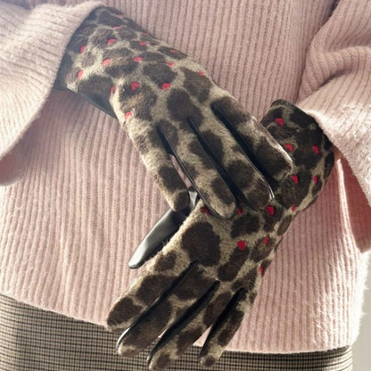 Casselini Embroidered Motif Gloves キャセリーニ モチーフ刺繍手袋 252-112202【レディース 手袋 レディース スマホ対応 防寒 刺繍 秋冬 25FW】