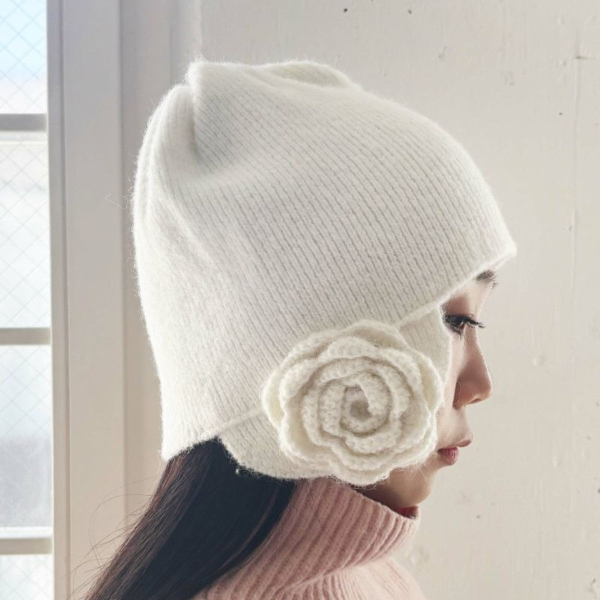 Casselini Flower Knit Hat キャセリーニ フラワーニット帽 252-112701【レディース ニット帽 レディース 防寒 フラワー リブ編み 冬 25FW】