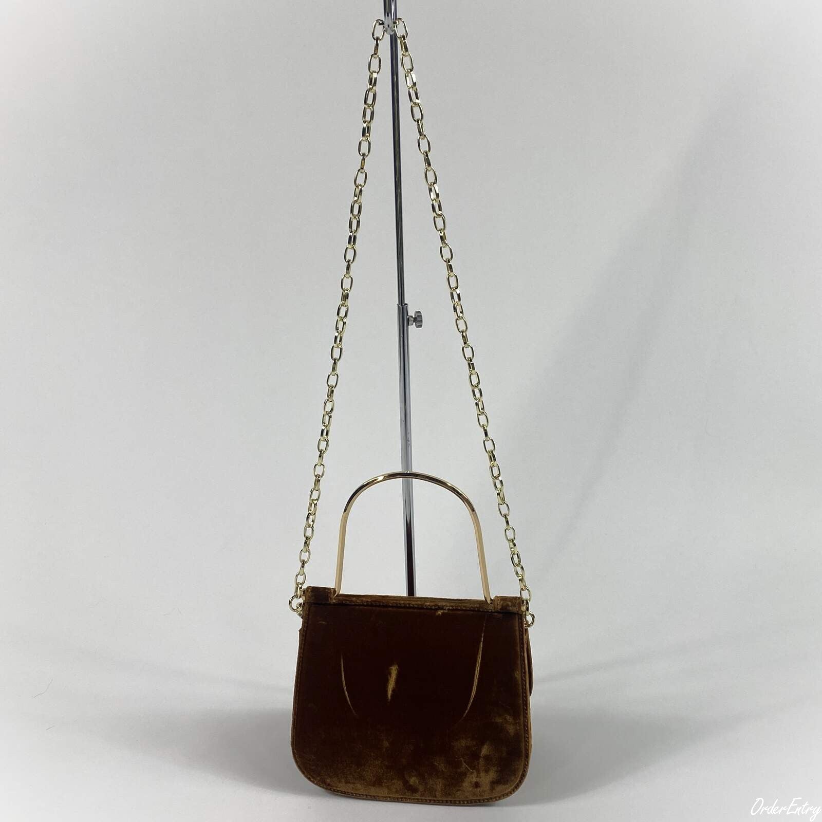 LE VERNIS Metal handle minibag ル・ベルニ メタル ハンドル ミニバッグ 252-210512【レディース ハンドバッグ ショルダー クラッチ メタルハンドル ベルベット パイソン柄 25FW】