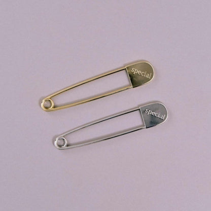LAPUIS Special pin ラピュイ スペシャル ピン 253-220116【レディース ピンアクセサリー スタイリングアイテム ビッグサイズ 25FW】