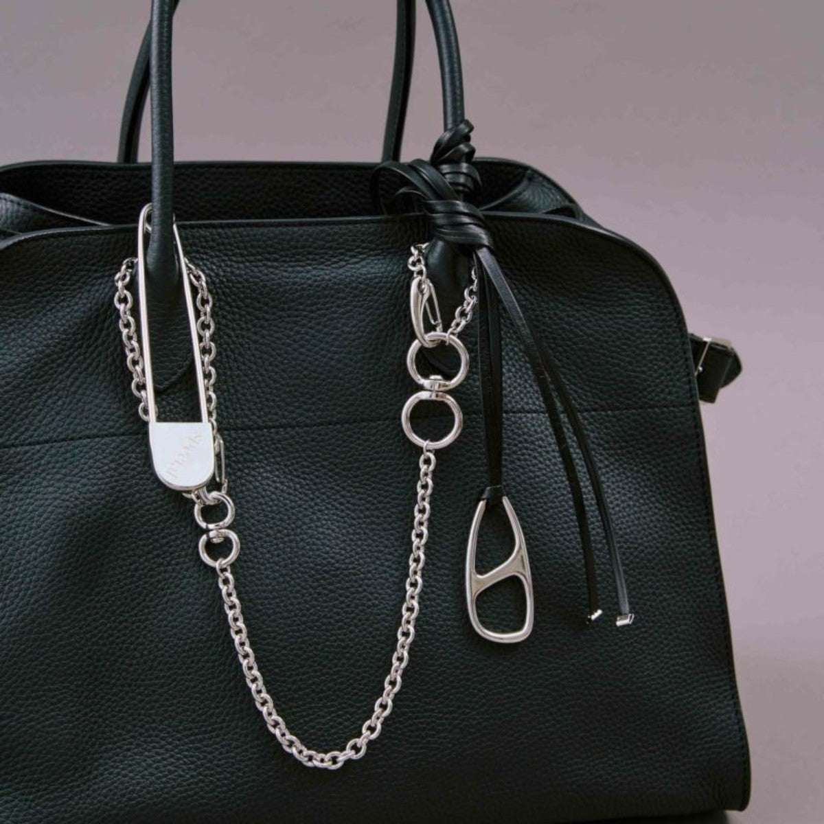 LAPUIS Special pin ラピュイ スペシャル ピン 253-220116【レディース ピンアクセサリー スタイリングアイテム ビッグサイズ 25FW】
